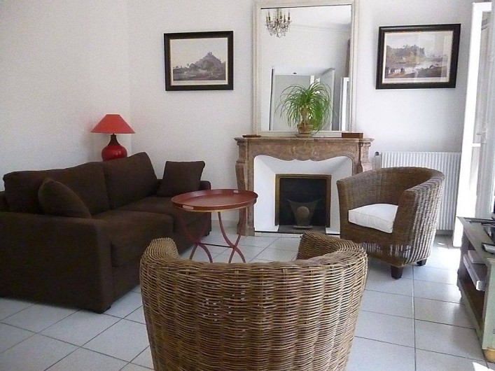 Location de vacances - Appartement à Cannes - le salon (avec canapé lit : 2 places)