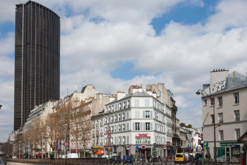 Location de vacances - Studio à 14e Arrondissement - Avec la tour Montparnasse en arrière-plan