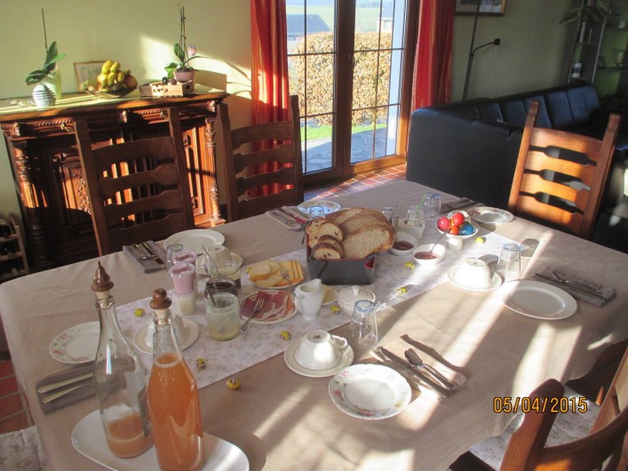 Location de vacances - Chambre d'hôtes à Fauvillers - Petit déjeuner du terroir