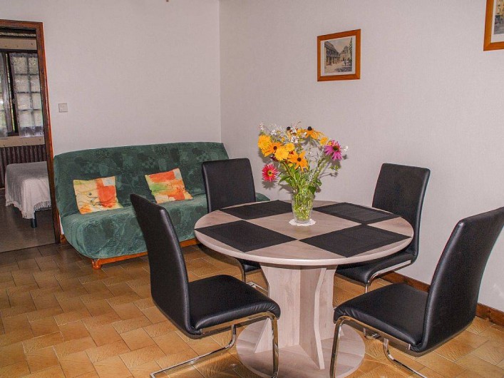Location de vacances - Gîte à Prats-de-Carlux - Coin séjour salle à manger