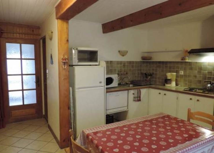 Location de vacances - Appartement à Embrun - entrée  cuisine