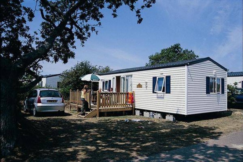 Location de vacances - Camping à Saint-Germain-sur-Ay - Mobil-home "Flores" 2 chambres