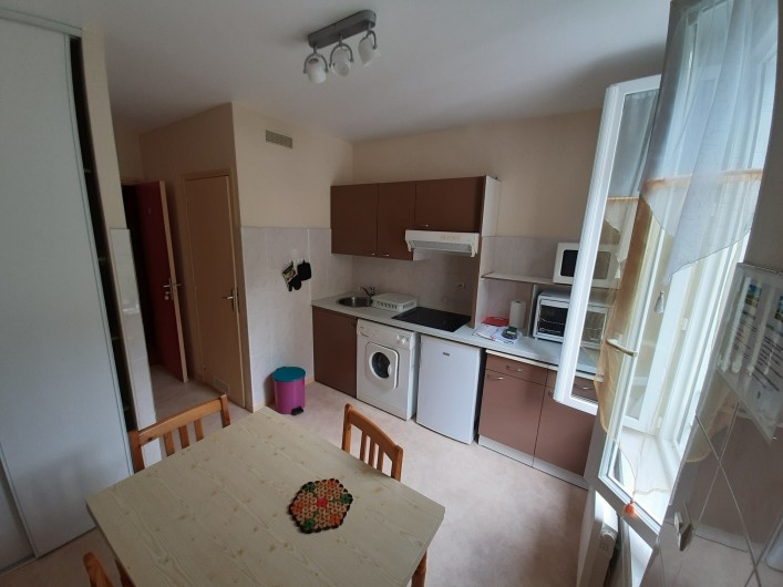 Location de vacances - Appartement à La Bourboule - cuisine