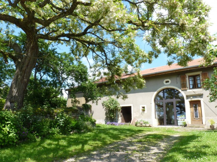 Location de vacances - Chambre d'hôtes à Bertrambois - Façade avant Ferme de la P'tite Gosse.