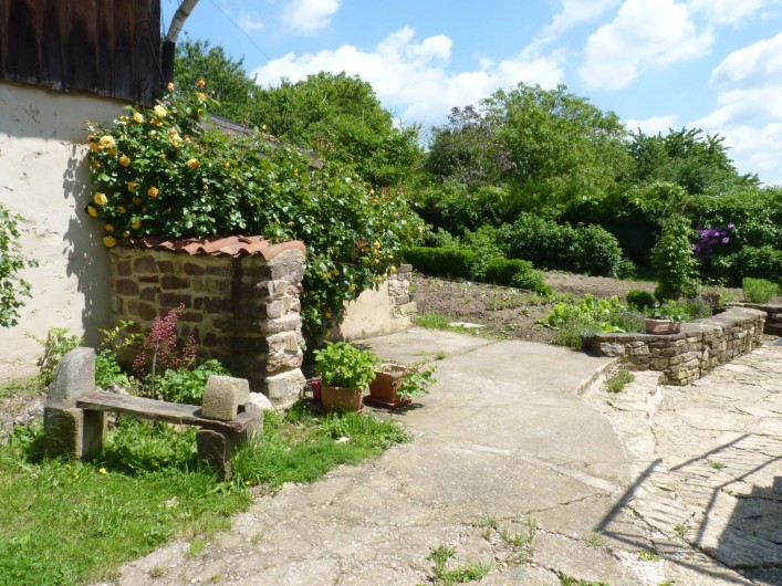 Location de vacances - Chambre d'hôtes à Bertrambois - Accès au jardin