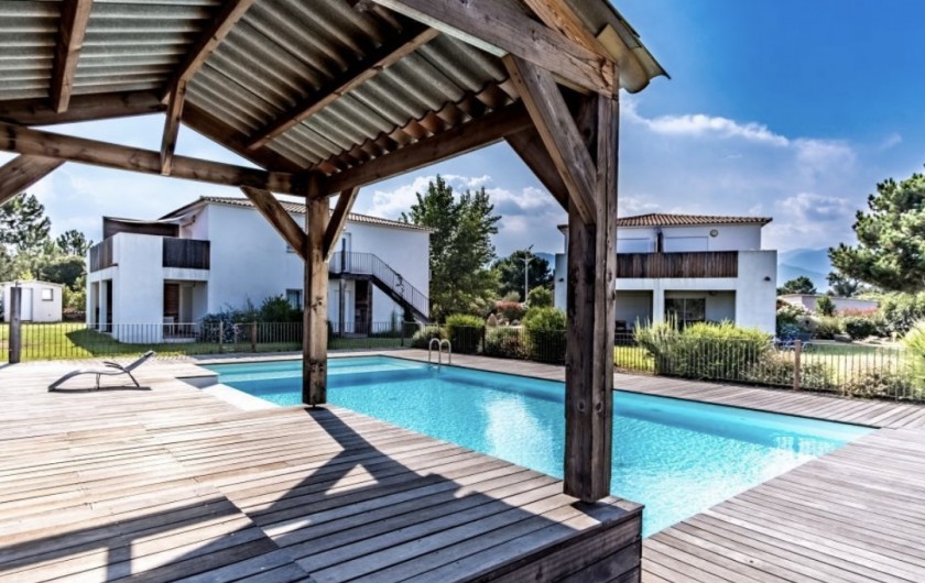 Location de vacances - Appartement à Porto-Vecchio - Cala Ross' Appart - Piscine à débordement avec bassin pour enfants