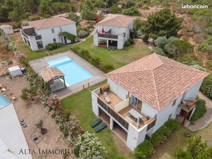 Location de vacances - Appartement à Porto-Vecchio - Cala Ross' Appart situé en rez-de-jardin dans la résidence Cala Rossa Park