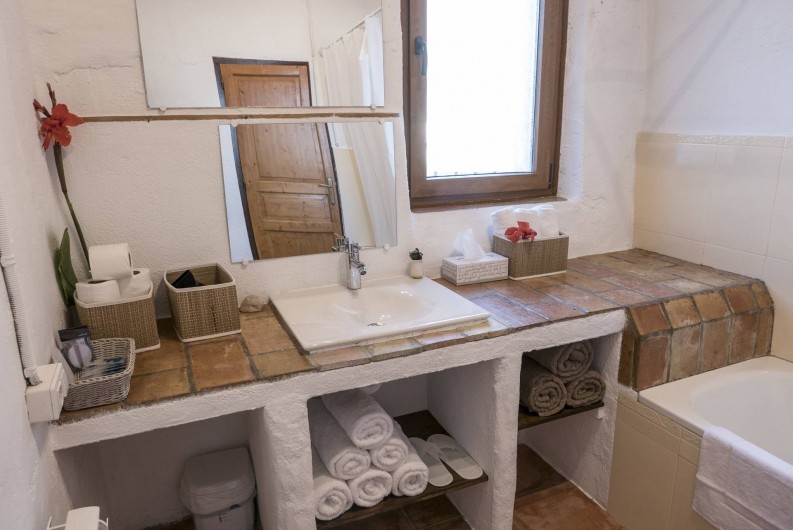 Location de vacances - Appartement à Castelló d'Empúries - La salle de bain