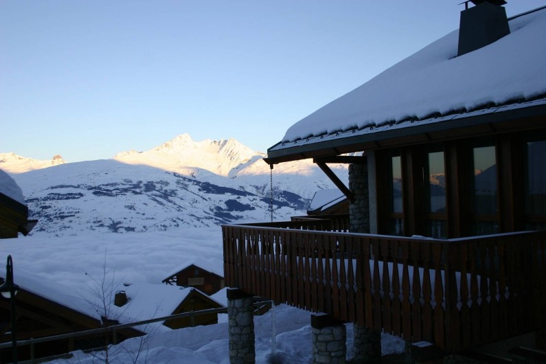 Location de vacances - Chalet à Vallandry - Vue du chalet en hiver