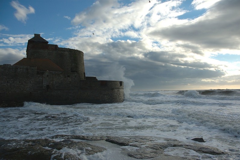 Location de vacances - Gîte à Widehem - Le Fort Vauban sous la vague à Ambleteuse