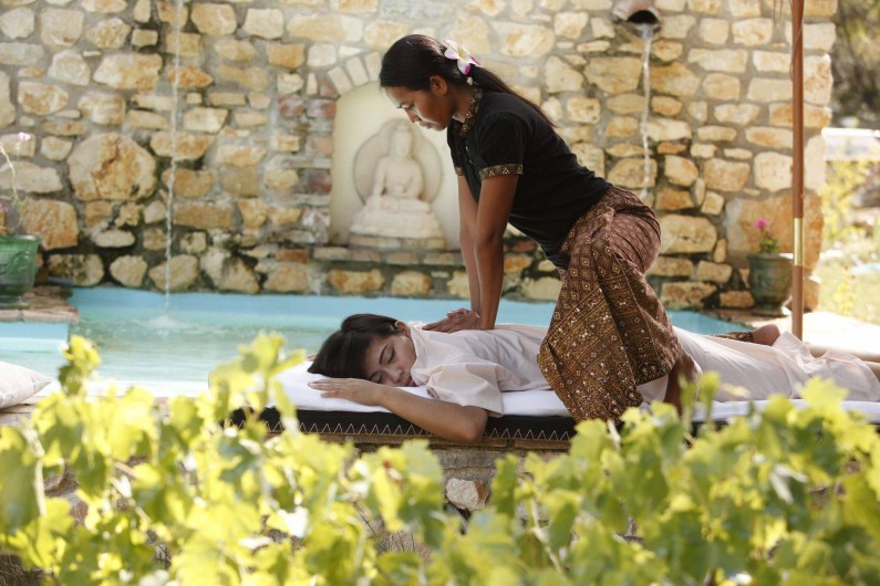 Location de vacances - Chambre d'hôtes à Aigremont - Massage Thai au Mas