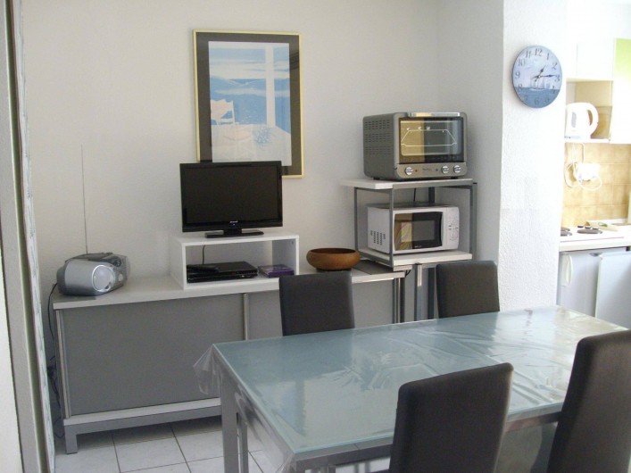 Location de vacances - Appartement à Gruissan - salle à manger