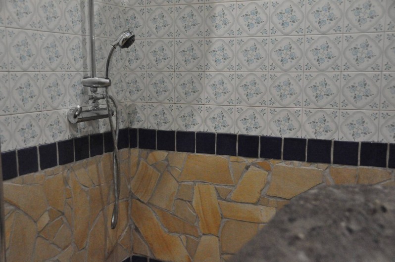 Location de vacances - Villa à Saint-Gilles les Bains - salle de bain