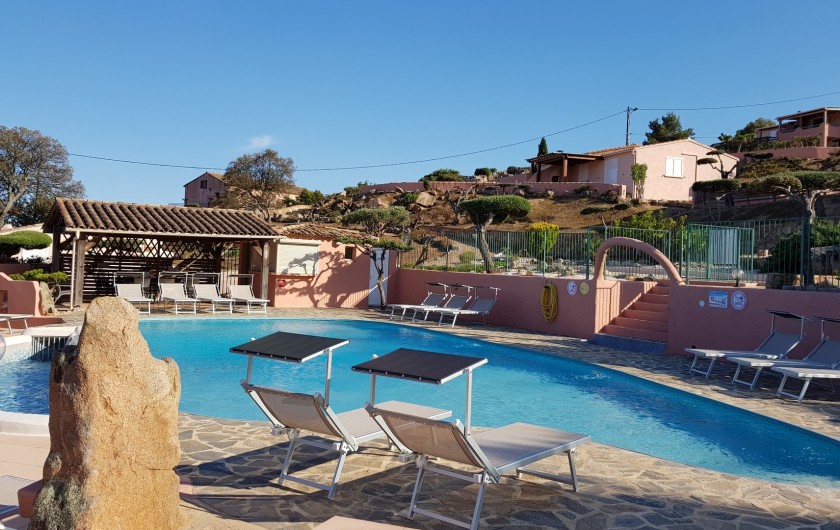 Location de vacances - Villa à Porto-Vecchio - piscine