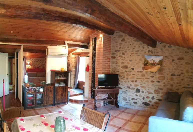 Location de vacances - Gîte à Eus - Salon/séjour gîte Rose