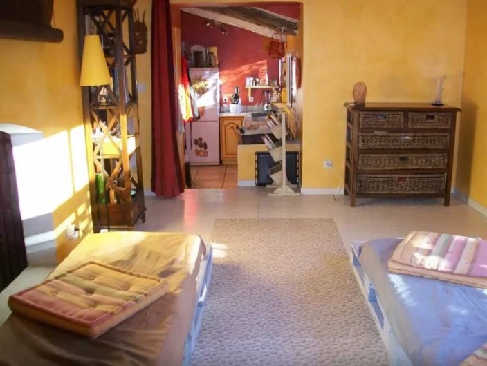 Location de vacances - Maison - Villa à Agde - salle de détente avec deux couchages possibles