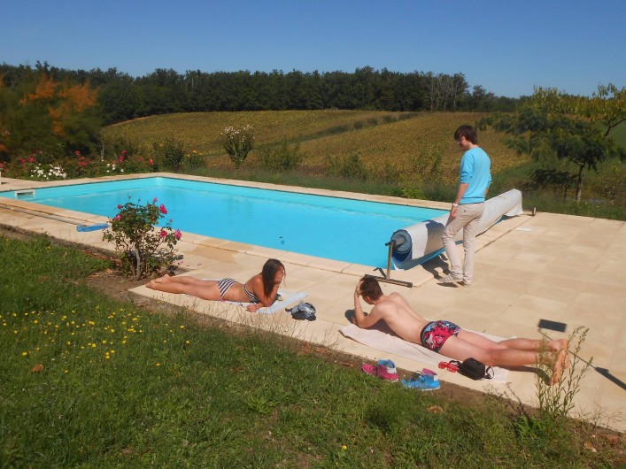 Location de vacances - Gîte à Tournon-d'Agenais - La piscine à partager avec les autres locataires
