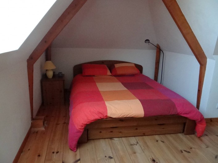 Location de vacances - Villa à Cormelles-le-Royal - Chambre du haut