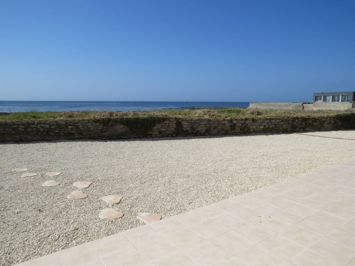 Location de vacances - Villa à Treffiagat - terrasse extérieure pour salon de jardin et bain de soleil