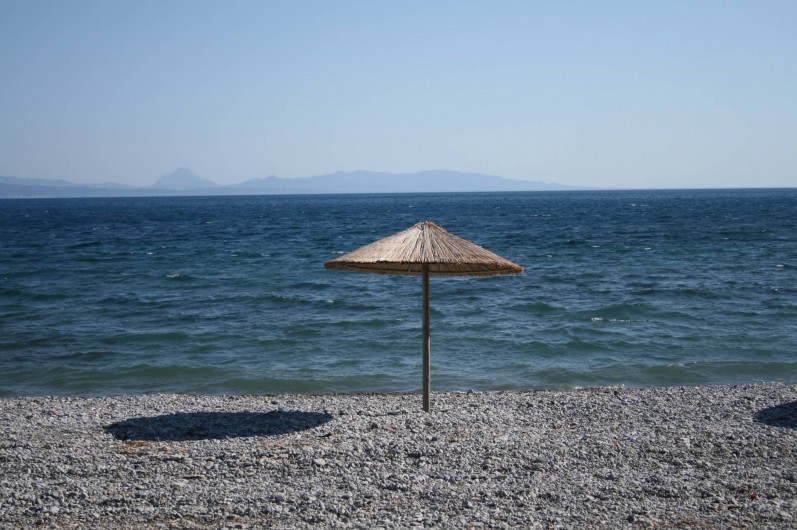 Location de vacances - Villa à Agios Polikarpos - La plage