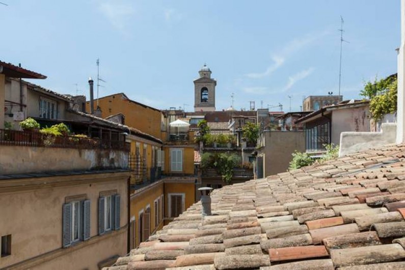 Location de vacances - Appartement à Rome - Vue sur les toits dans la chambre
