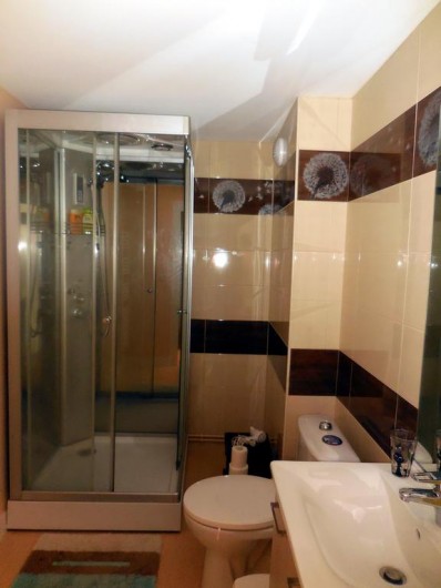 Location de vacances - Chambre d'hôtes à Laruscade - Salle de bains Aéronaute