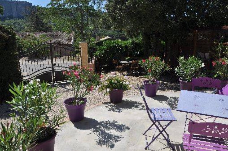 Location de vacances - Appartement à Lioux