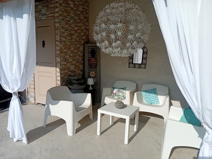 Location de vacances - Gîte à L'Isle-sur-la-Sorgue - Salon de détente