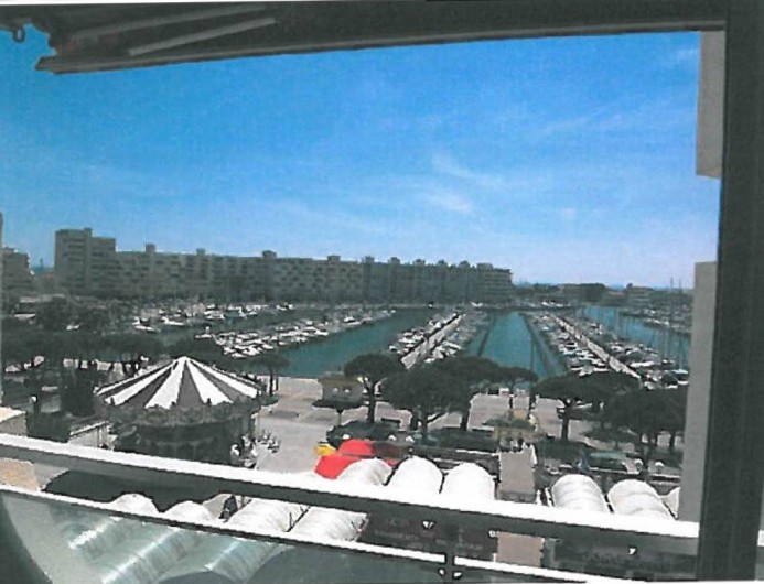 Location de vacances - Appartement à Carnon-Plage - Vue panoramique de la terrasse sur le port de plaisance.