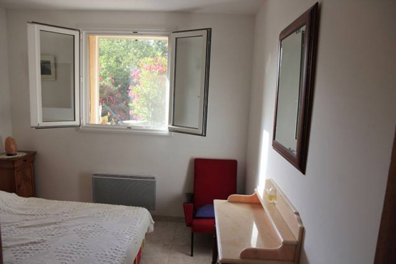 Location de vacances - Appartement à Moltifao - une des 3 chambres