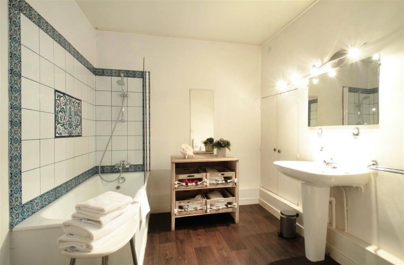 Location de vacances - Hôtel - Auberge à Morlaix - Salle de bain Junior Suite 229