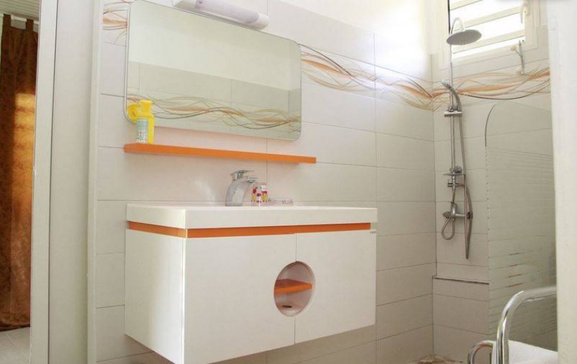 Location de vacances - Bungalow - Mobilhome à Rivière-Salée - Douche à l'ITALIENNE