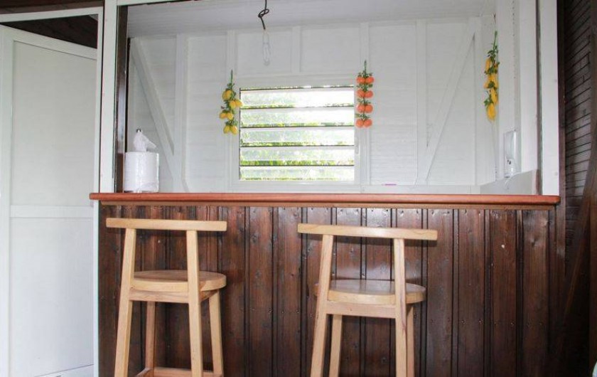 Location de vacances - Bungalow - Mobilhome à Rivière-Salée - Point BAR donnant sur Terrasse