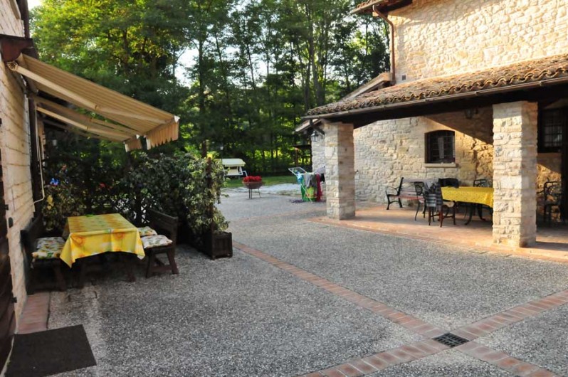 Location de vacances - Appartement à Gubbio - Place extérieur privée app., Ciclamino e Girasole