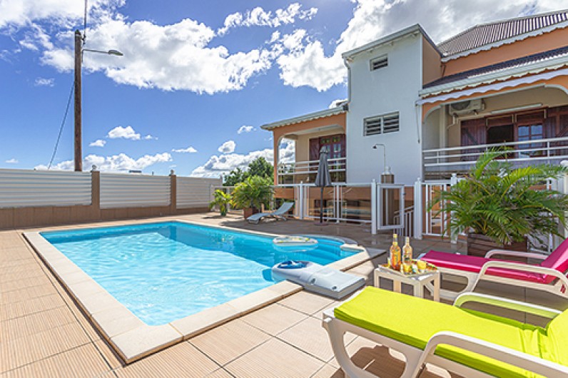 Location de vacances - Maison - Villa à Le Moule - Piscine