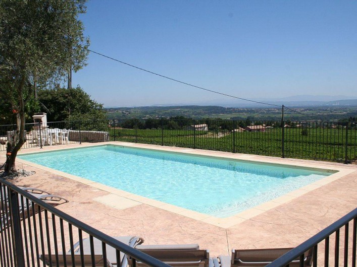 Location de vacances - Villa à Saint-Julien-de-Peyrolas