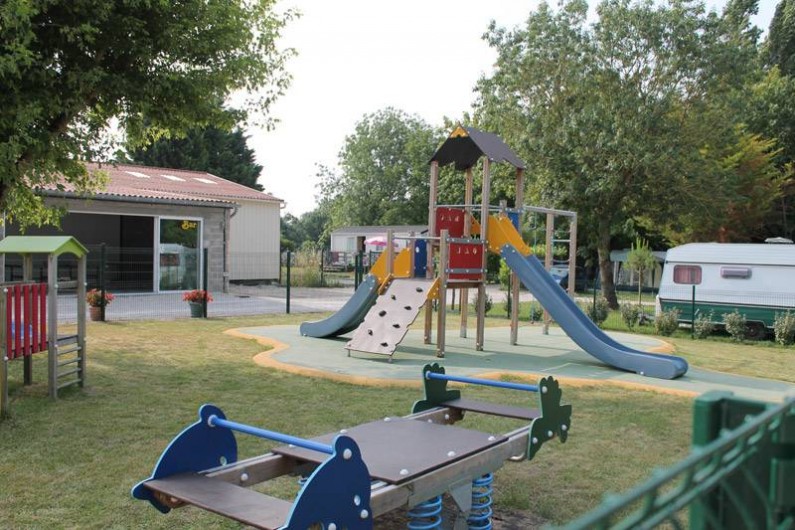 Location de vacances - Camping à Semussac