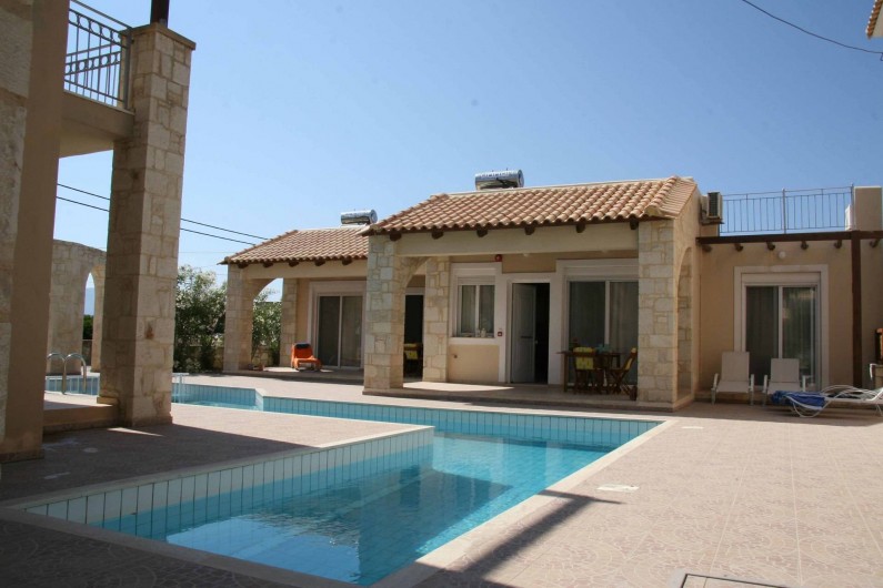 Location de vacances - Maison - Villa à Nopigia - Piscine