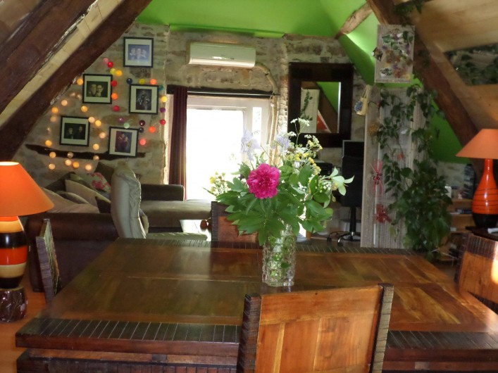 Location de vacances - Maison - Villa à Causse-et-Diège - pièce à vivre très accueillante