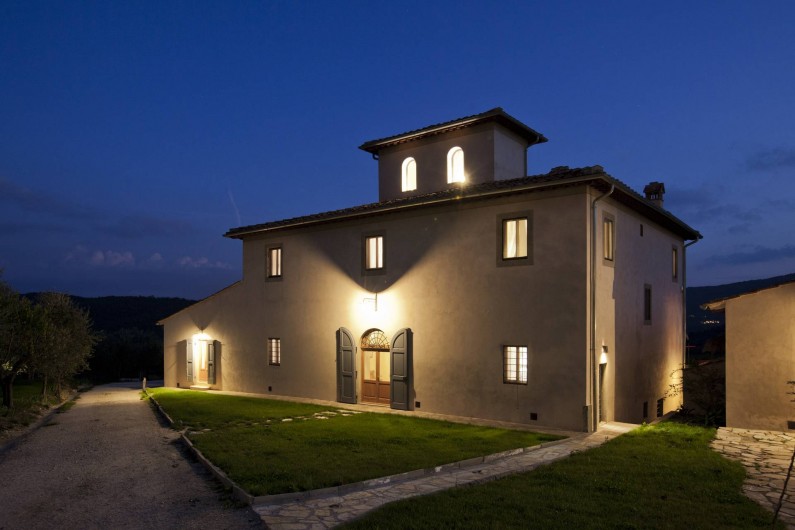 Location de vacances - Villa à San Donato In Collina - By night....