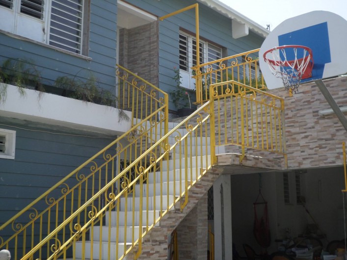 Location de vacances - Appartement à Port-Louis - Escalier arrière villa