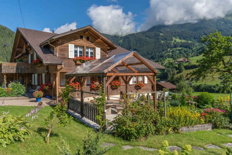 Location de vacances - Appartement à Grindelwald - Chalet im Boden avec Pergola