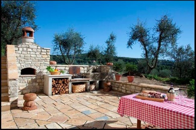 Location de vacances - Villa à San Donato In Collina - PergolaBBQ four a pizza près de la piscine