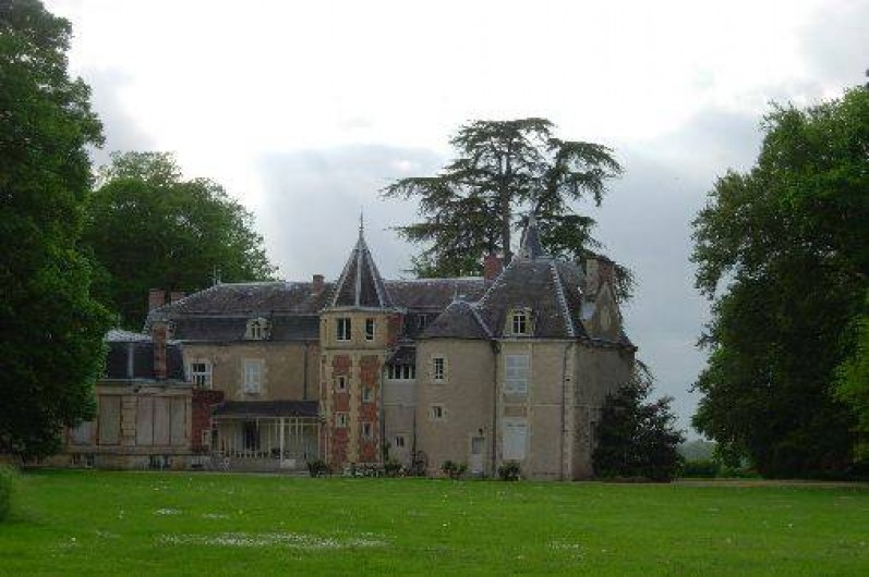Location de vacances - Château - Manoir à Ourouer-les-Bourdelins - Vue arrière