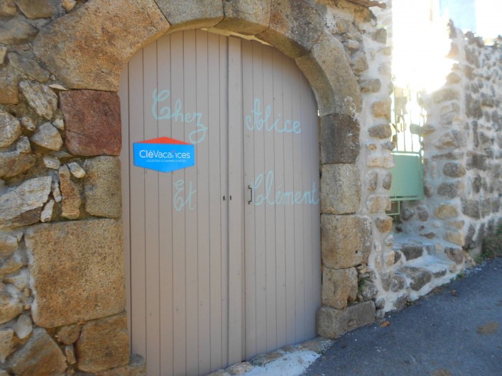 Location de vacances - Gîte à Vals-les-Bains - L'entrée du gite/maison de caractère