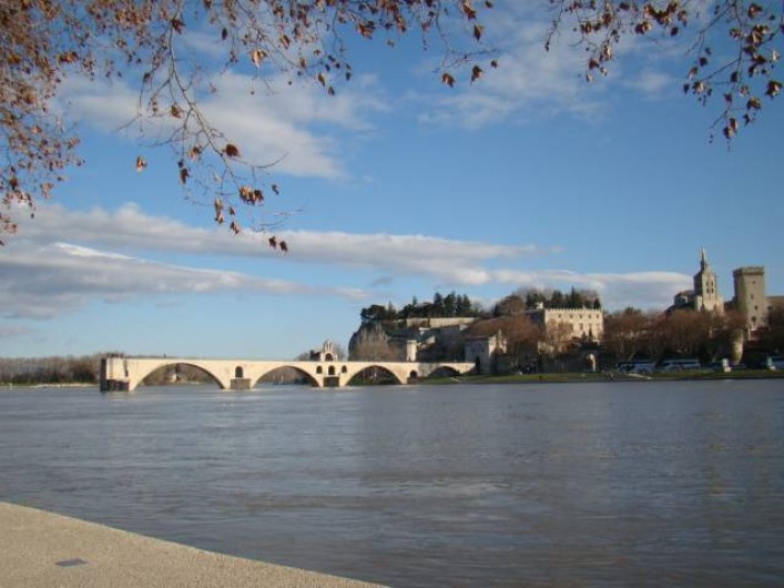 Location de vacances - Mas à Aureille - pont d'Avignon