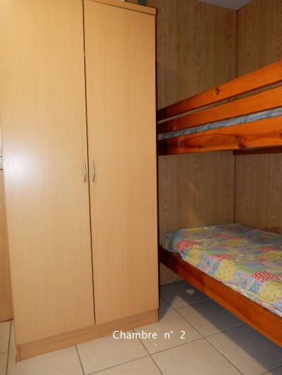 Location de vacances - Bungalow - Mobilhome à Le Carbet - Lits superposés chambre2