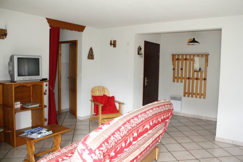 Location de vacances - Chalet à Arêches - Coin TV