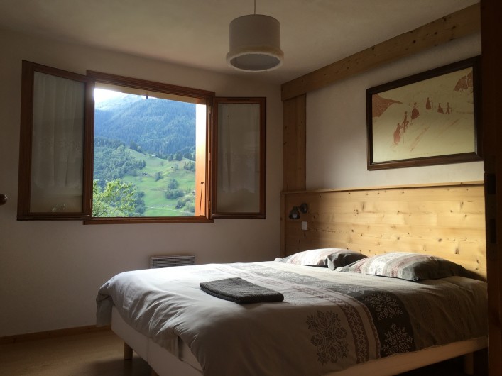 Location de vacances - Chalet à Arêches - Chambre Roche Plane  lit assemblé king Size 160 *200 ou lits jumeaux