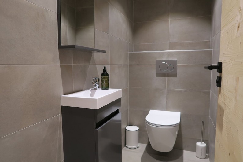Location de vacances - Appartement à Les Gets - Toilette commun